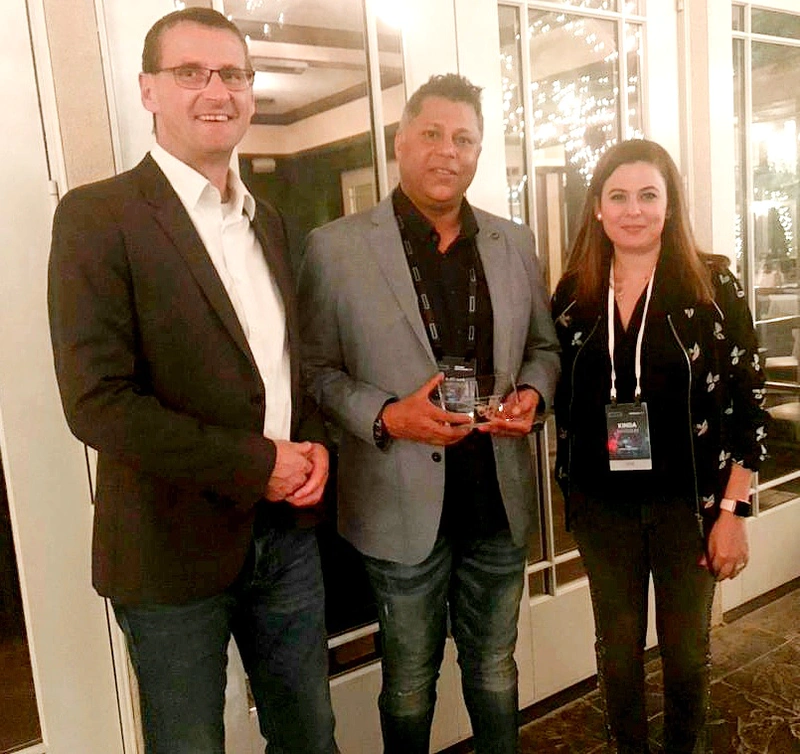 Sachin Bhardwaj, center, accepted the Award on behalf of MDS. On the left is Wolfgang Egger, Vice President, Channels & Alliances CEEMA, and Kinda Baydoun, HPe Channel & Alliances Manager, is on right