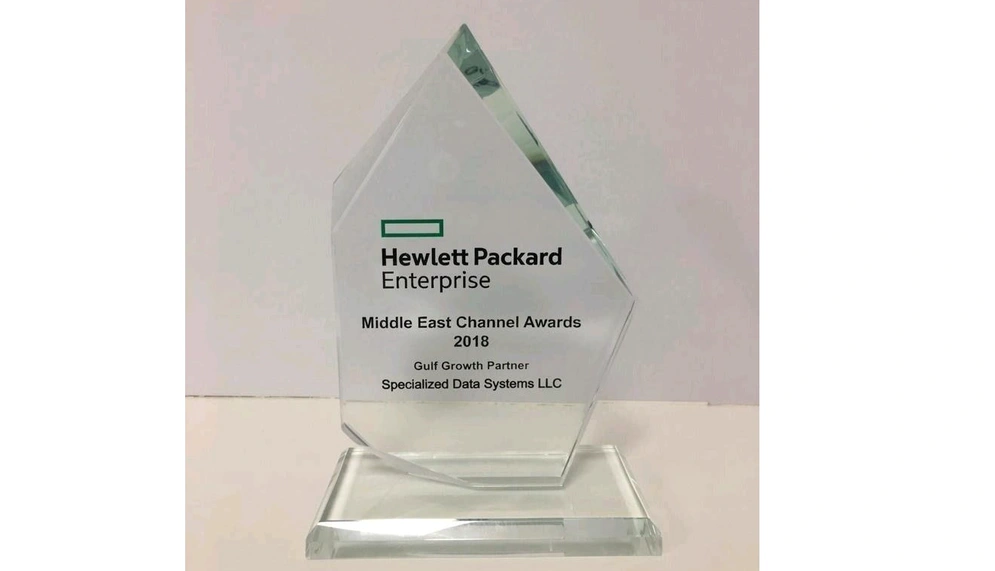 Specialized Data Systems (Les Systèmes de Données Spécialisés) (SDS Oman) a reçu le prix Gulf Growth Partner de Hewlett Packard Enterprise