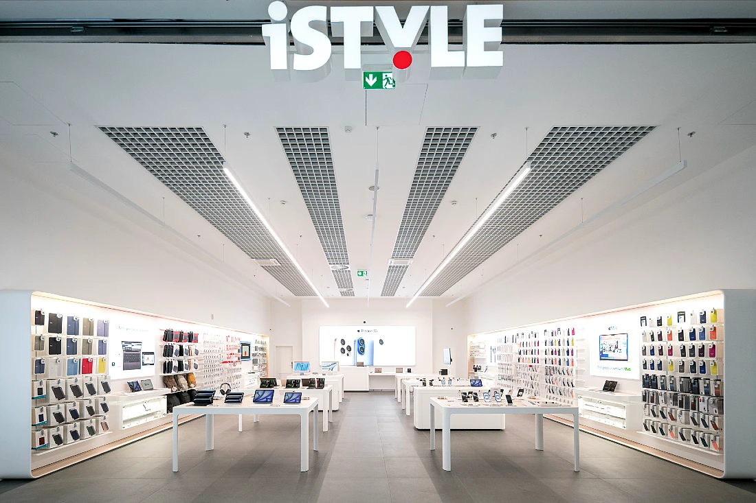 Un intérieur de magasin high-tech